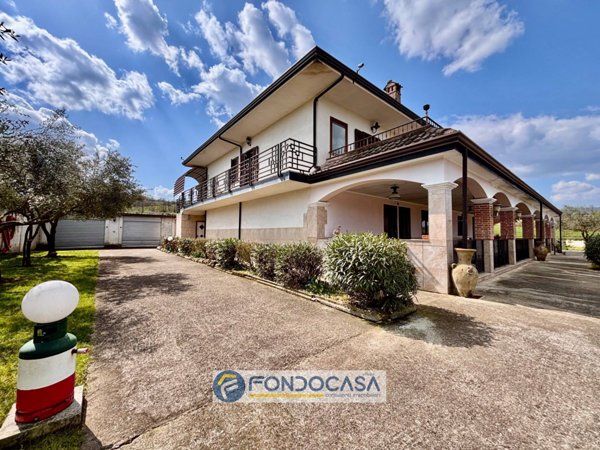 casa indipendente in vendita ad Alvignano