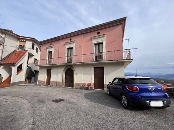 casa indipendente in vendita ad Alvignano in zona San Mauro