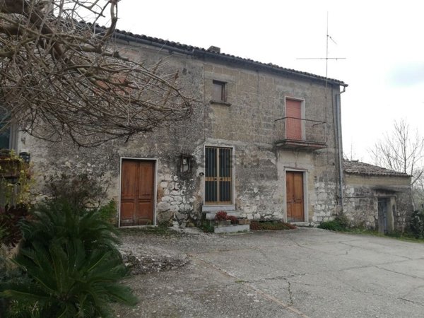 casa indipendente in vendita ad Alvignano