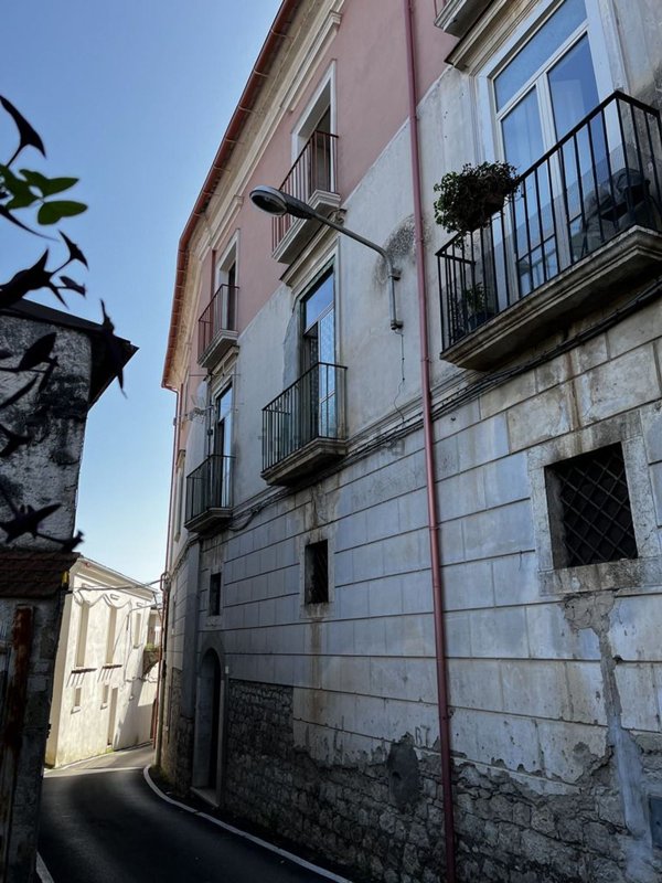 appartamento in vendita ad Alvignano in zona Annunziata