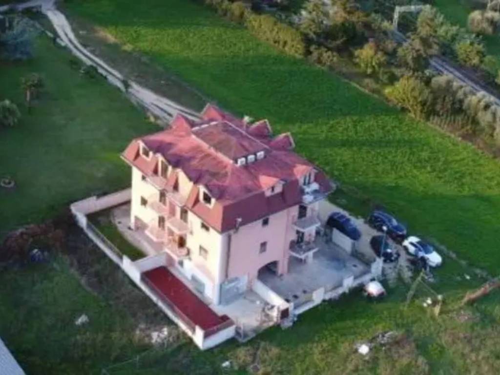 appartamento in vendita ad Alvignano in zona Annunziata