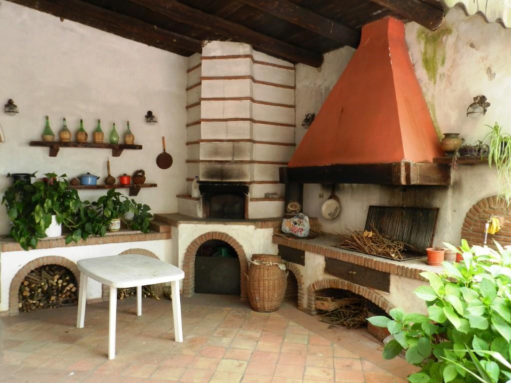 casa indipendente in vendita ad Alvignano in zona San Nicola