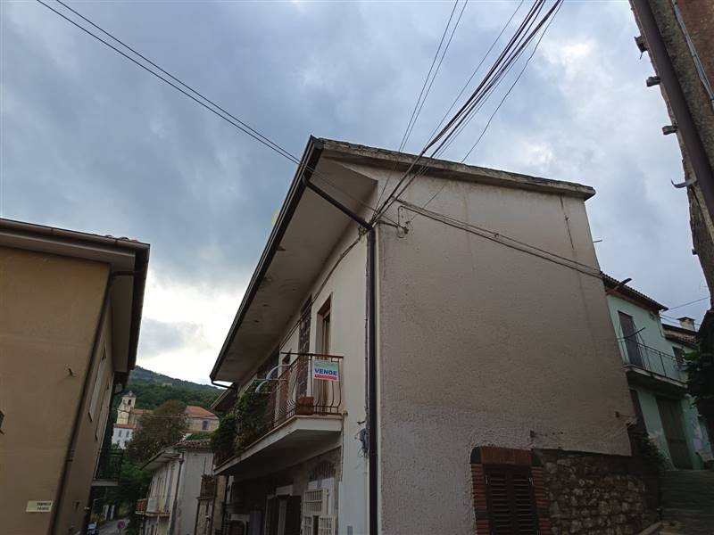 appartamento in vendita ad Alvignano in zona Annunziata