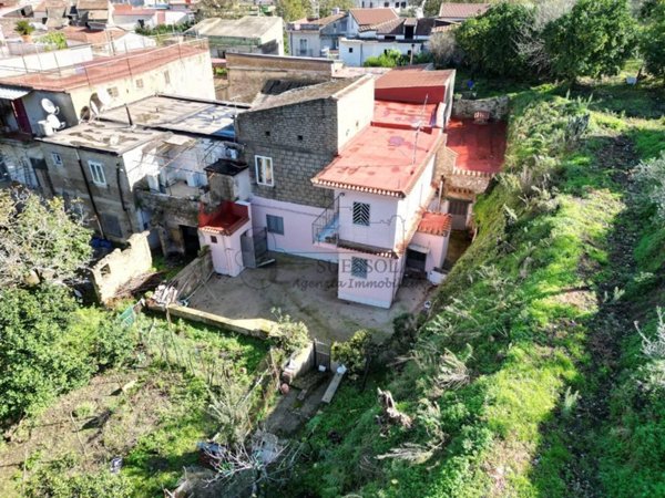 casa indipendente in vendita ad Arienzo