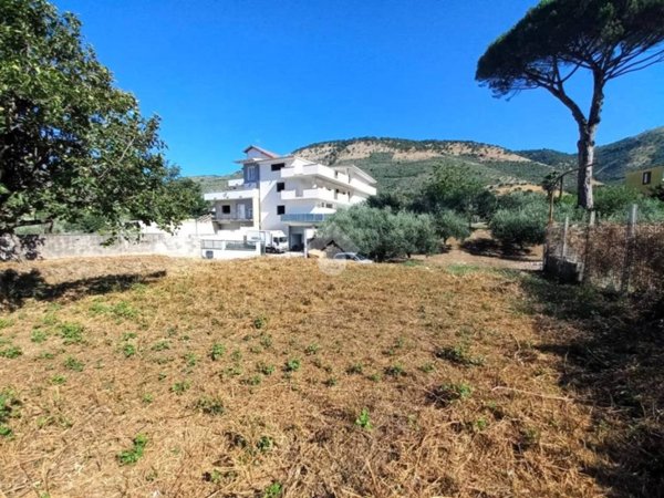 casa indipendente in vendita ad Arienzo