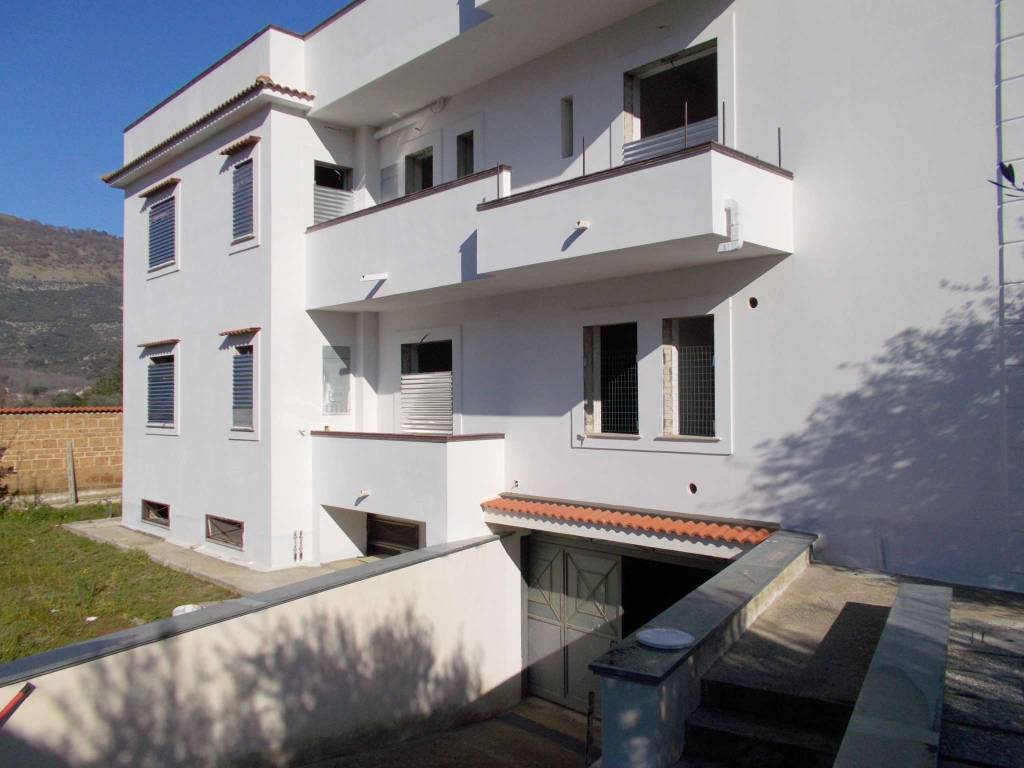 casa indipendente in vendita ad Arienzo