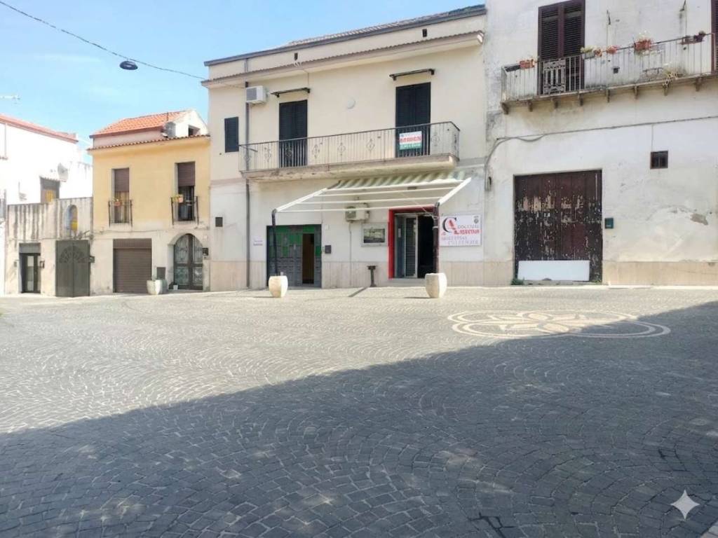 casa indipendente in vendita ad Arienzo