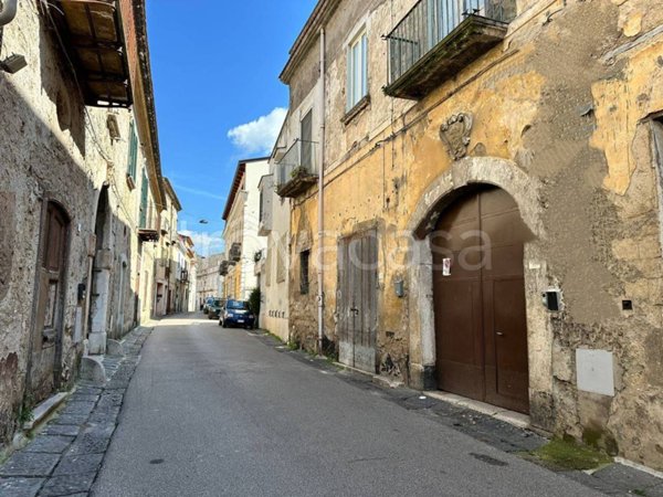 appartamento in vendita ad Arienzo in zona Signorindico