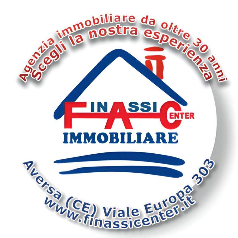 casa indipendente in vendita ad Aversa in zona Centro Città