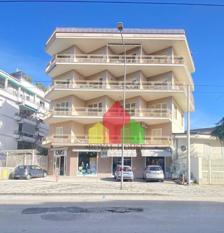 appartamento in vendita ad Aversa