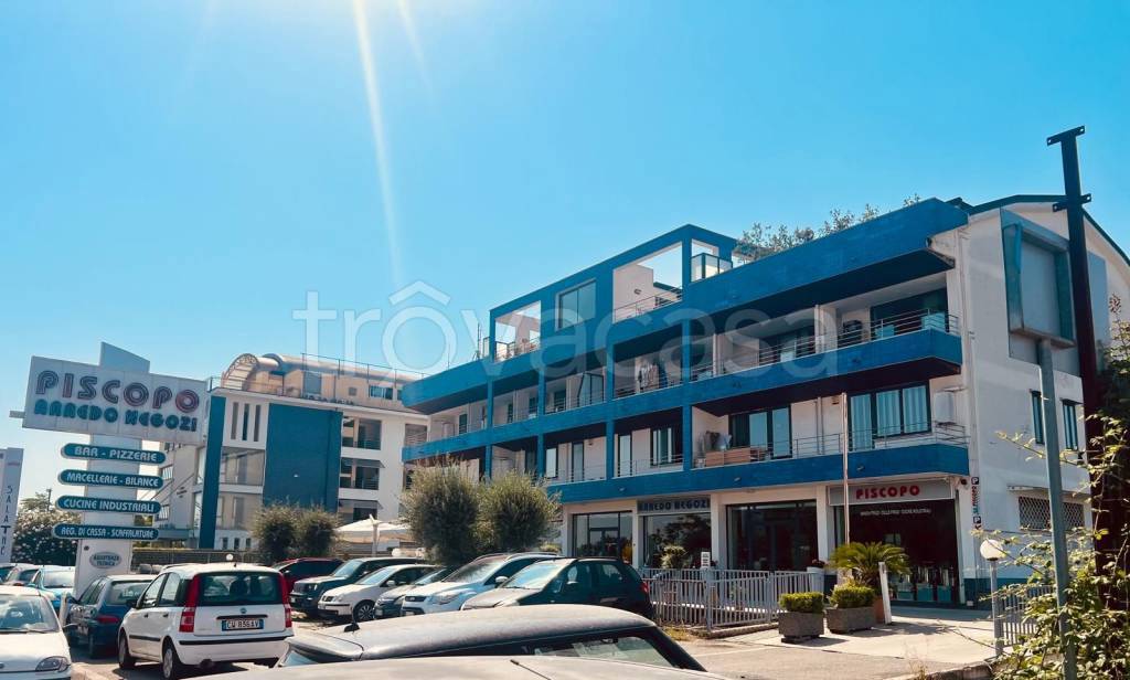 ufficio in vendita ad Aversa