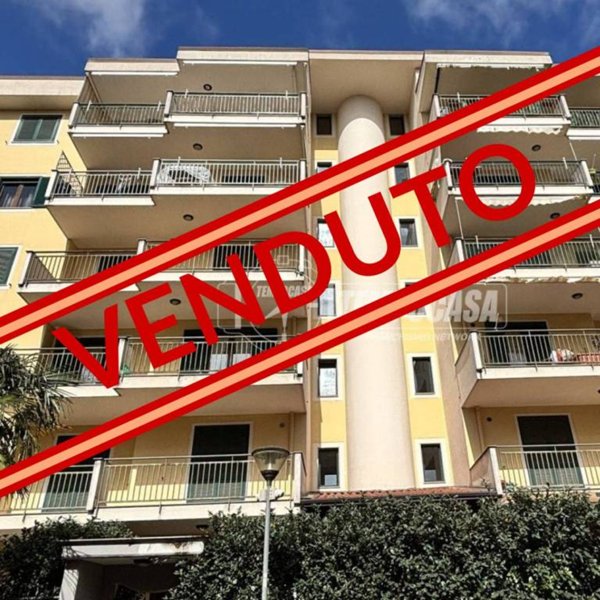 appartamento in vendita ad Aversa in zona Borgo San Lorenzo