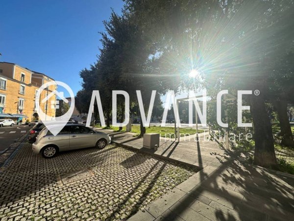 negozio in vendita ad Aversa in zona San Paolo