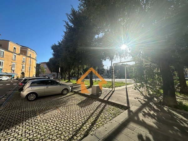 locale commerciale in vendita ad Aversa in zona San Paolo