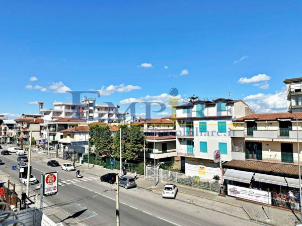 appartamento in vendita ad Aversa