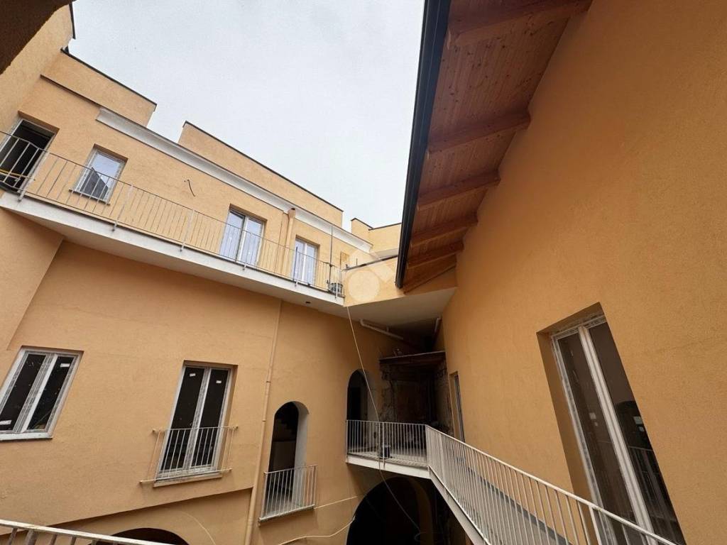appartamento in vendita ad Aversa in zona San Paolo