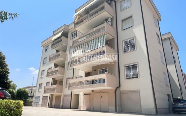 appartamento in vendita ad Aversa