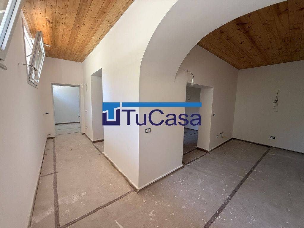 casa indipendente in vendita ad Aversa in zona Centro Città