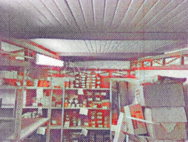 locale commerciale in vendita ad Aversa