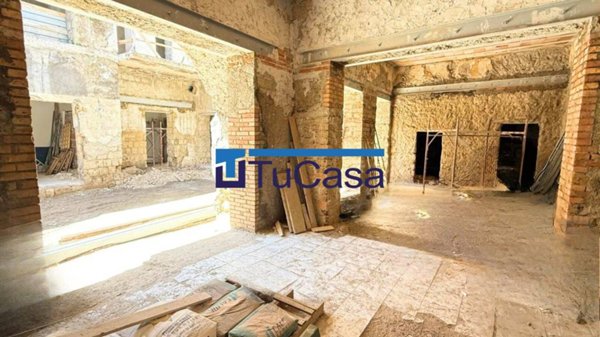 casa indipendente in vendita ad Aversa in zona Centro Città