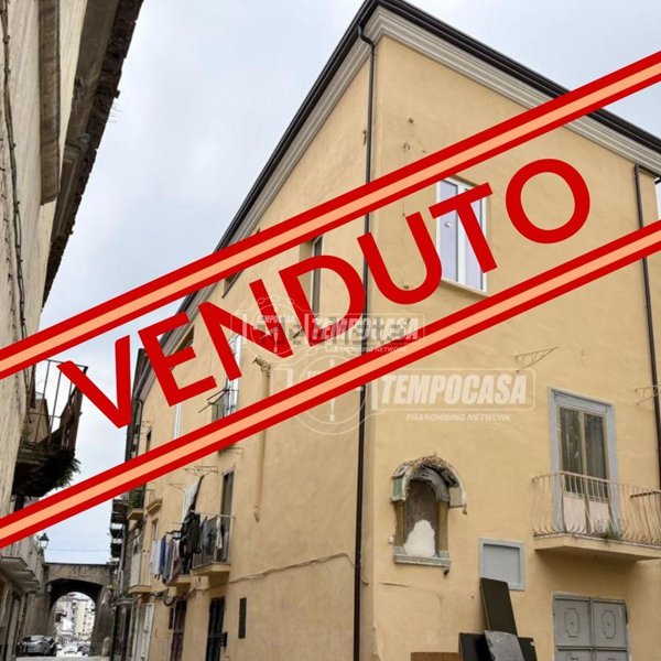 appartamento in vendita ad Aversa in zona Centro Città