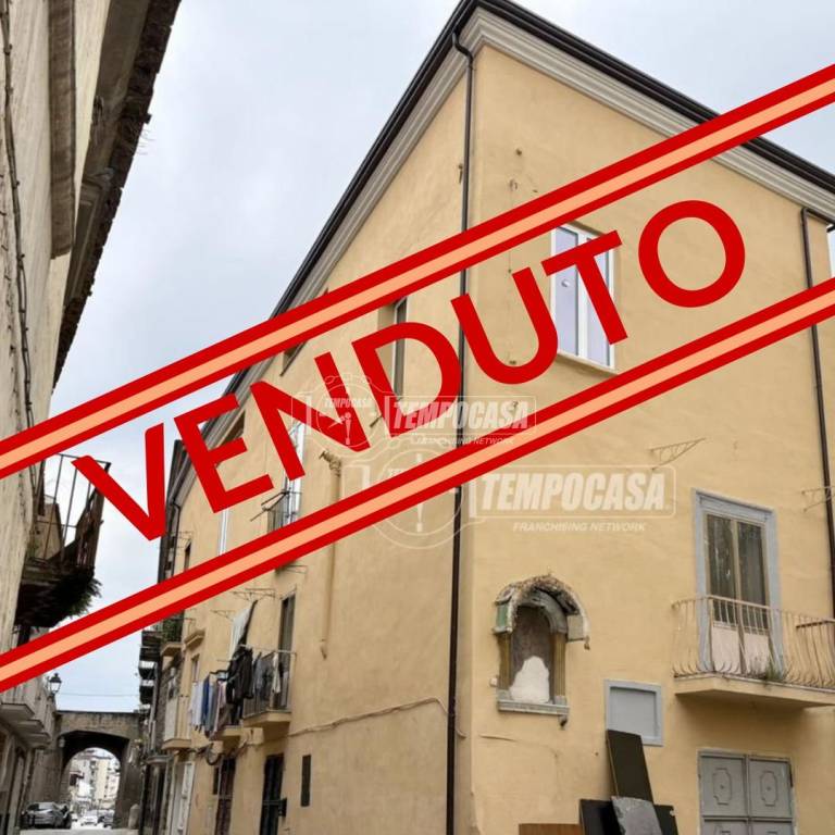 appartamento in vendita ad Aversa in zona Centro Città
