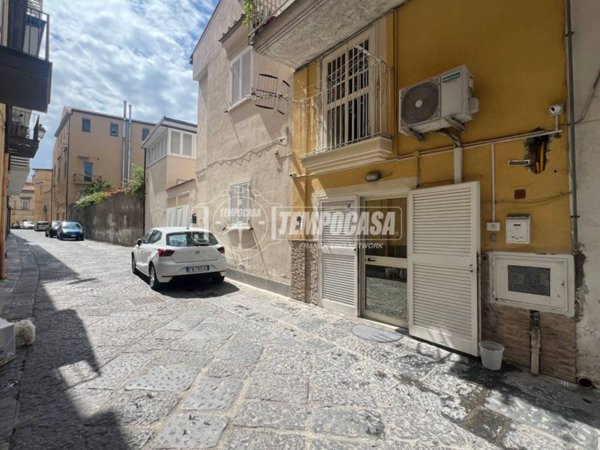 appartamento in vendita ad Aversa