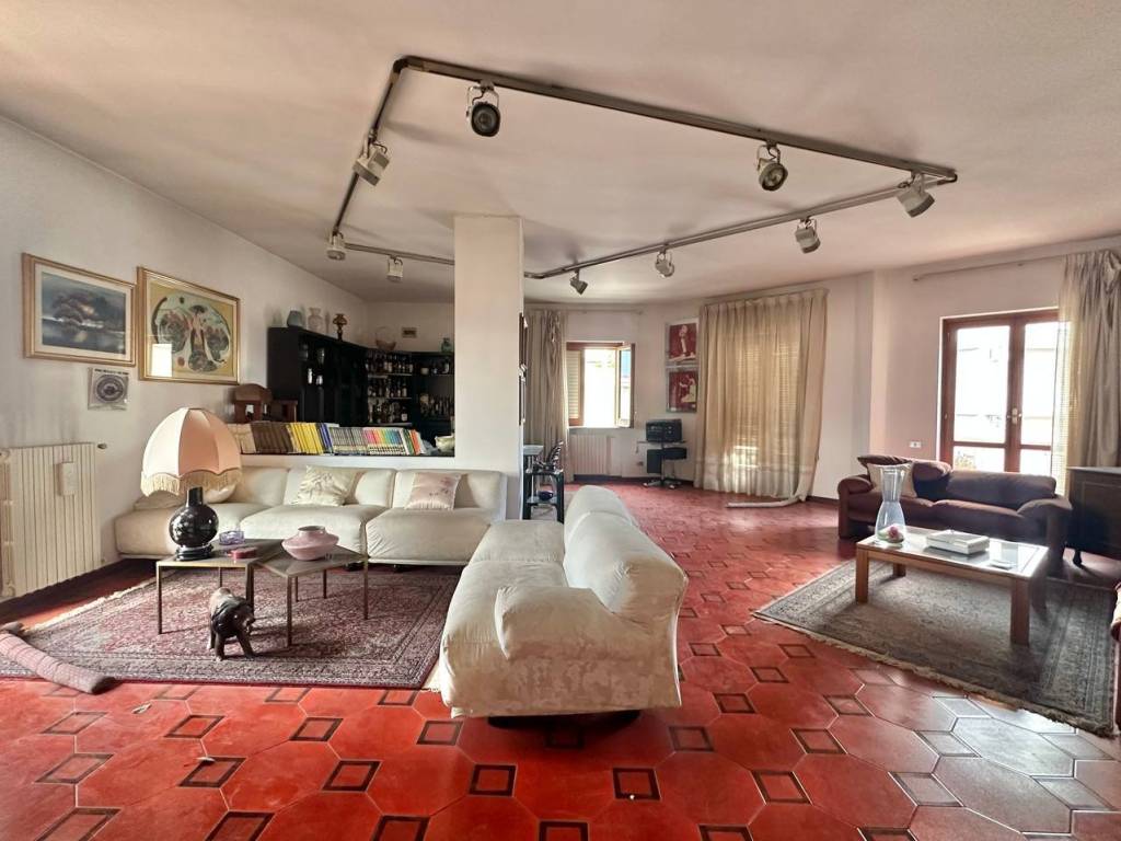 appartamento in vendita ad Aversa in zona Centro Città