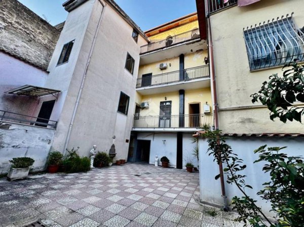 appartamento in vendita ad Aversa in zona Centro Città
