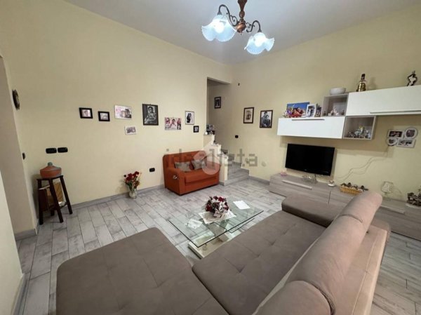 casa indipendente in vendita ad Aversa in zona Centro Città
