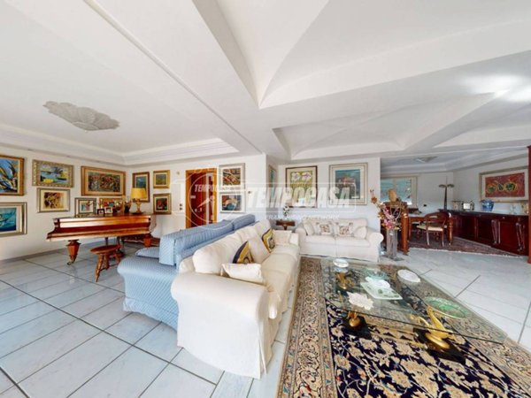 appartamento in vendita ad Aversa