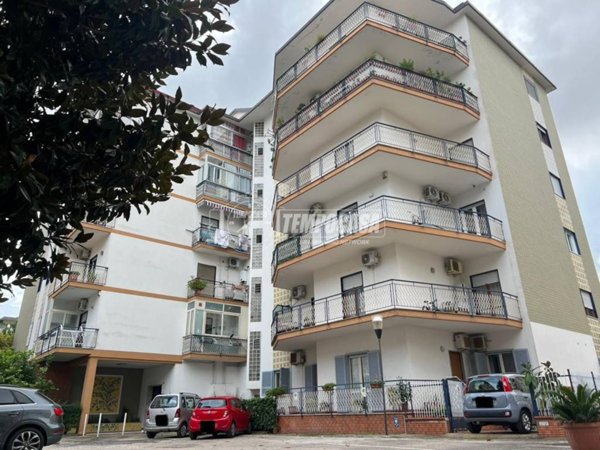 appartamento in vendita ad Aversa