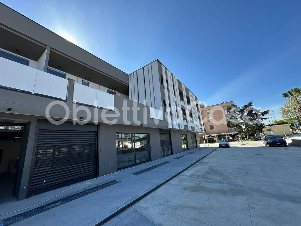 ufficio in vendita ad Aversa