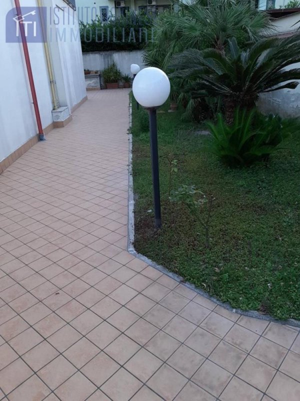 appartamento in vendita ad Aversa