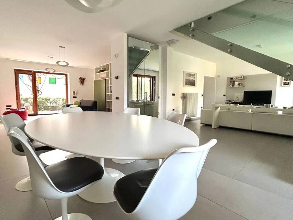 casa indipendente in vendita ad Aversa