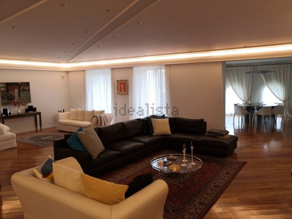 appartamento in vendita ad Aversa in zona Centro Città