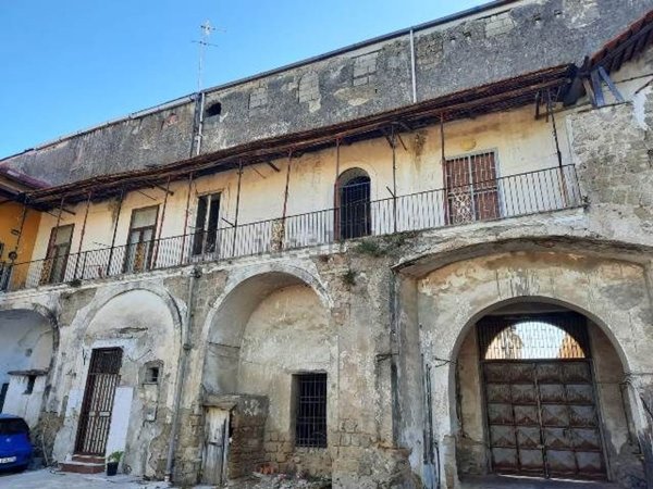 appartamento in vendita ad Aversa in zona Centro Città