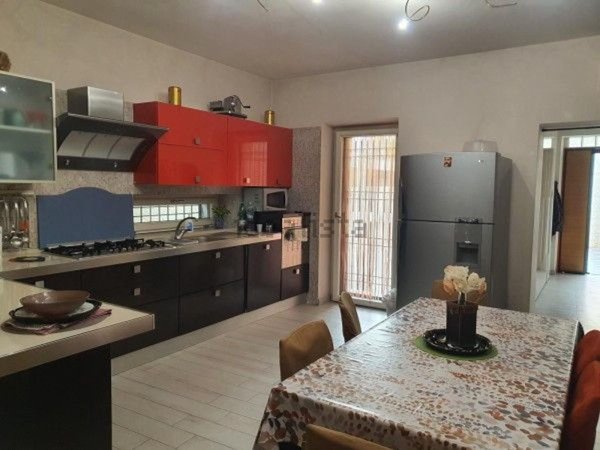 casa indipendente in vendita ad Aversa in zona Centro Città