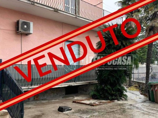 appartamento in vendita ad Aversa in zona Centro Città