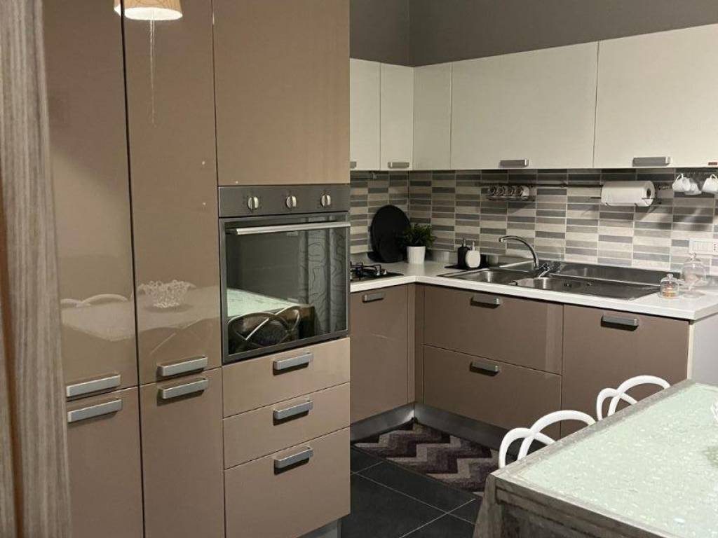 appartamento in vendita ad Aversa in zona Centro Città