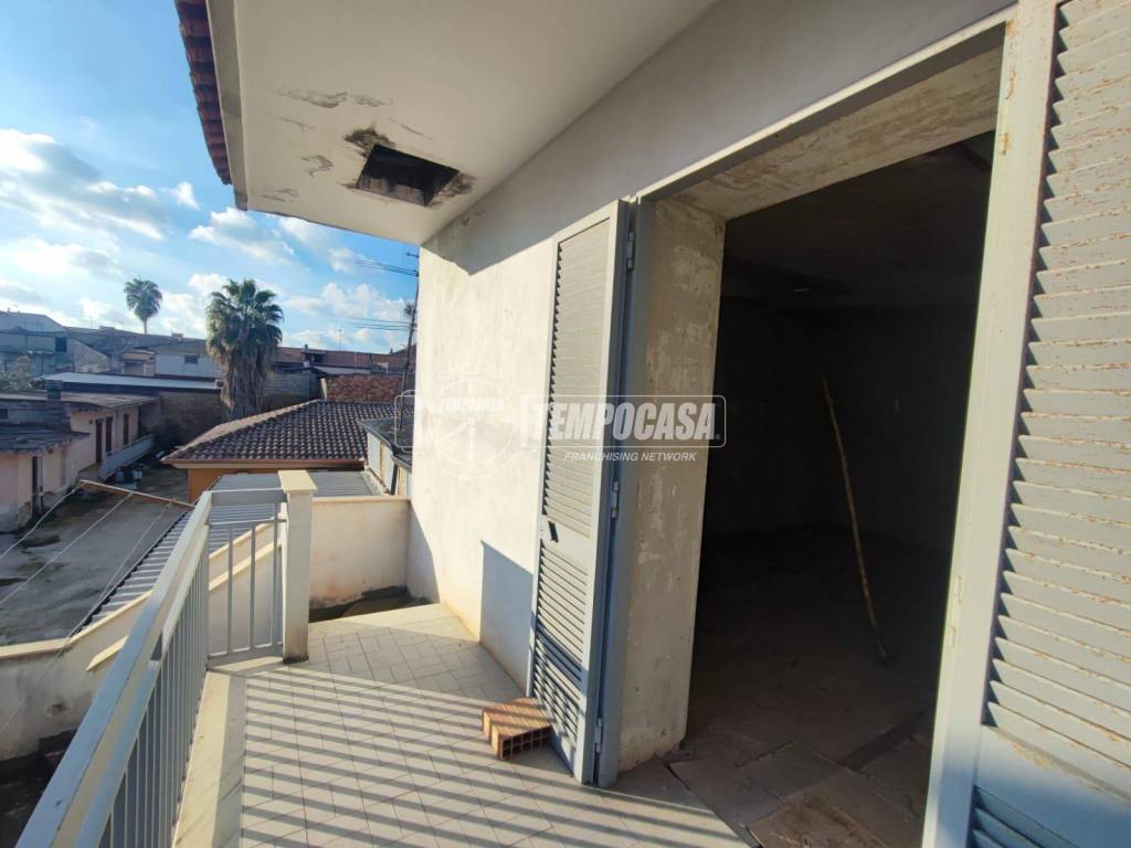 appartamento in vendita ad Aversa