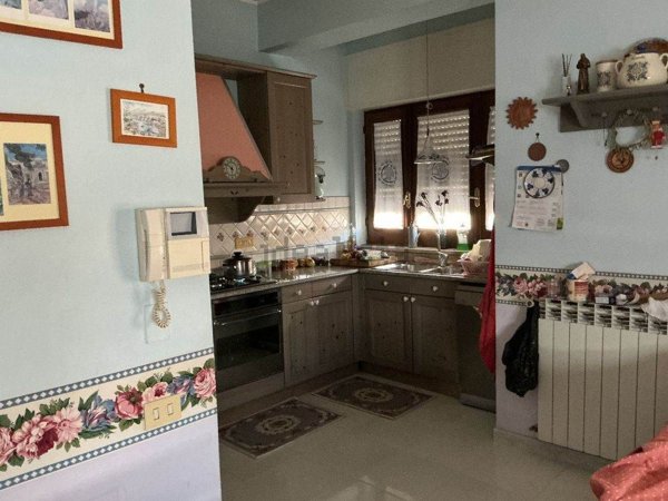 appartamento in vendita ad Aversa