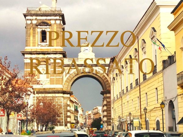 appartamento in vendita ad Aversa in zona Centro Città
