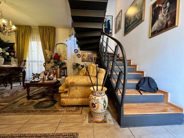 casa indipendente in vendita ad Aversa