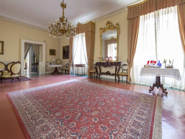 intera palazzina in vendita ad Aversa