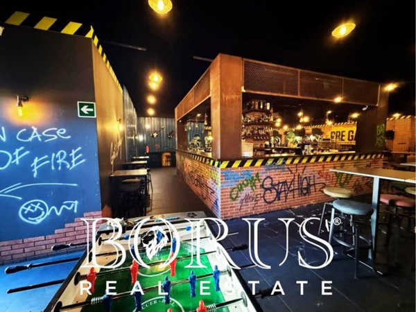 negozio in vendita ad Aversa