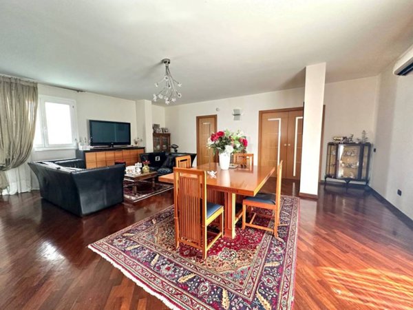 appartamento in vendita ad Aversa