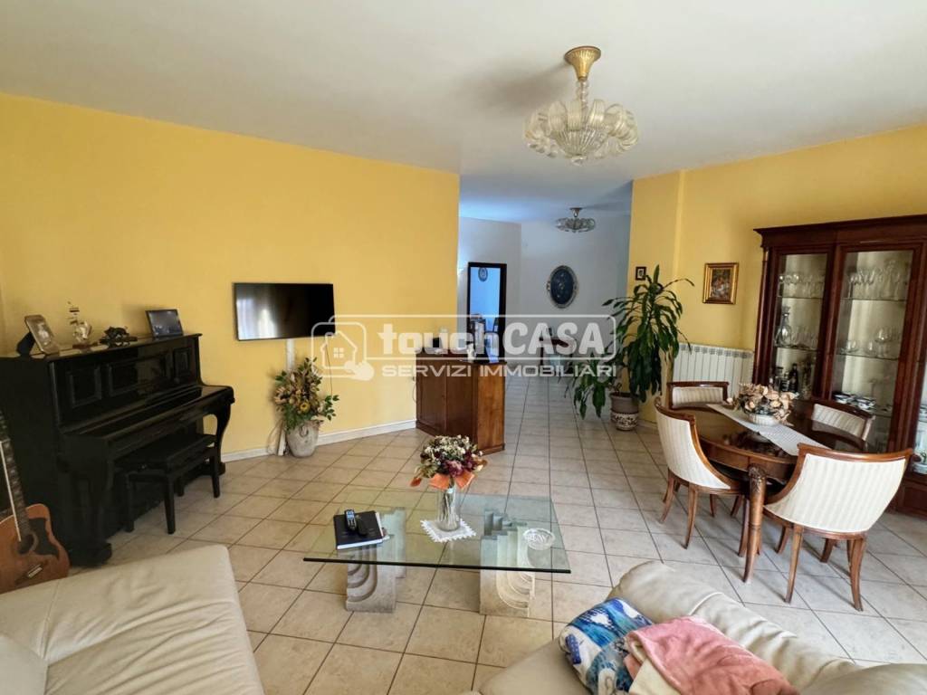 appartamento in vendita ad Aversa
