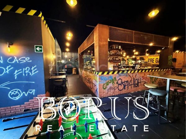 negozio in vendita ad Aversa