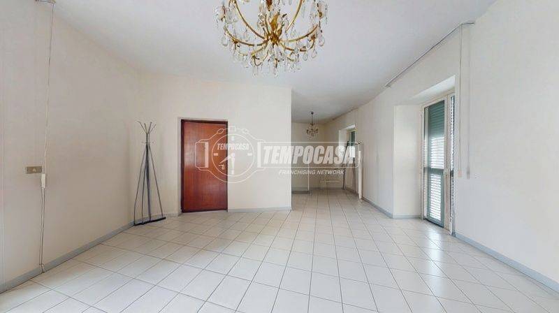 appartamento in vendita ad Aversa